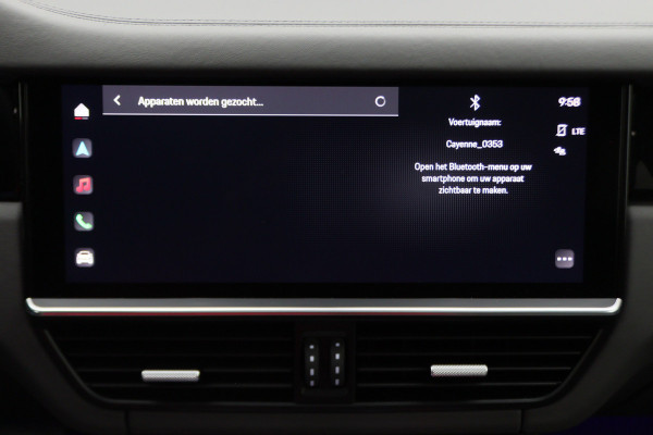 Porsche Cayenne 3.0 E-Hybrid Platinum Edition Sport Chrono Plus, Panoramadak, Luchtvering, Trekhaak, BOSE, 21"