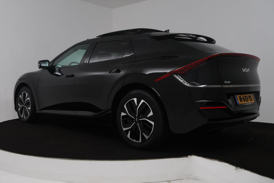 Kia Ev6 GT-Line 77.4 kWh (PANORAMADAK, STOELVERWARMING/KOELING, STUURVERWARMING, CAMERA, ELEKTR STOELEN, SFEERVERLICHTING)