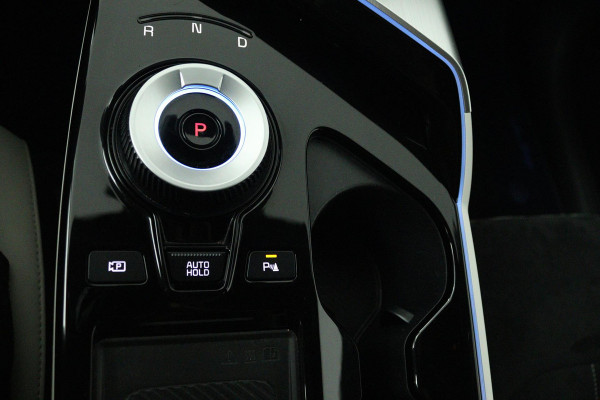 Kia Ev6 GT-Line 77.4 kWh (PANORAMADAK, STOELVERWARMING/KOELING, STUURVERWARMING, CAMERA, ELEKTR STOELEN, SFEERVERLICHTING)