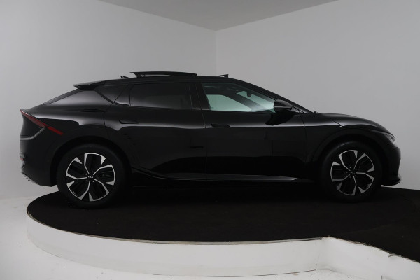Kia Ev6 GT-Line 77.4 kWh (PANORAMADAK, STOELVERWARMING/KOELING, STUURVERWARMING, CAMERA, ELEKTR STOELEN, SFEERVERLICHTING)