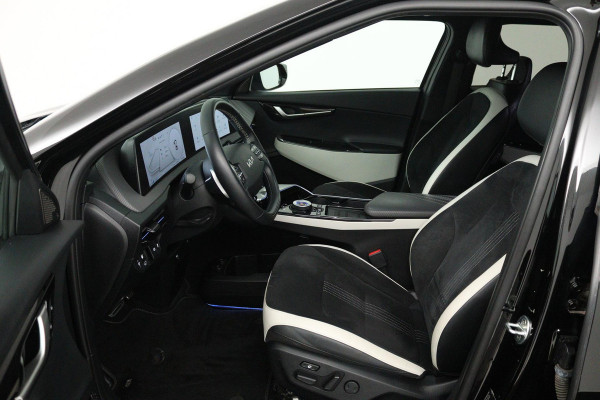 Kia Ev6 GT-Line 77.4 kWh (PANORAMADAK, STOELVERWARMING/KOELING, STUURVERWARMING, CAMERA, ELEKTR STOELEN, SFEERVERLICHTING)