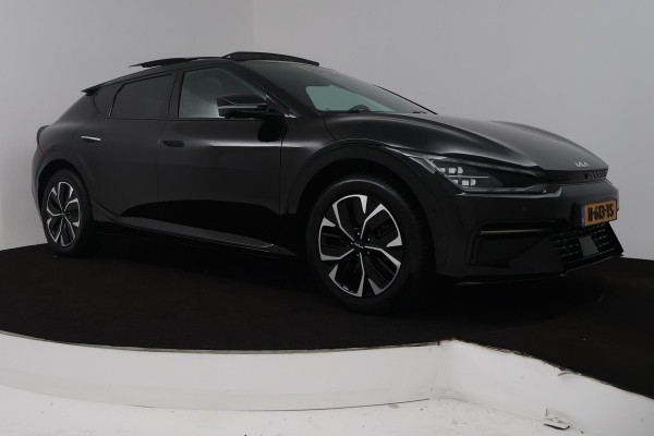 Kia Ev6 GT-Line 77.4 kWh (PANORAMADAK, STOELVERWARMING/KOELING, STUURVERWARMING, CAMERA, ELEKTR STOELEN, SFEERVERLICHTING)