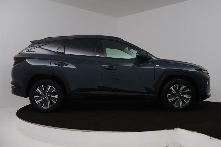 Hyundai Tucson 1.6 T-GDI MHEV Comfort Smart (DIGITALE COCKPIT, ACHTERUITRIJCAMERA, NAVIGATIE, AUTOMAAT, PARKEERSENSOREN)