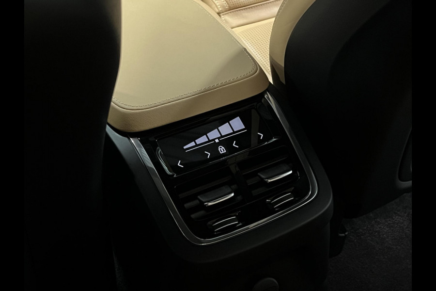 Volvo XC90 2.0 T8 Recharge AWD Inscription Luchtvering | Stoel ventilatie | Open dak | Trekhaak | 360 camera | Stuur-/stoelverwarming | Head-up
