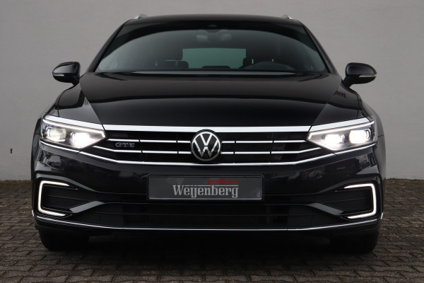 Volkswagen Passat Variant 1.4 TSI PHEV GTE Massage Trekhaak 360 LED