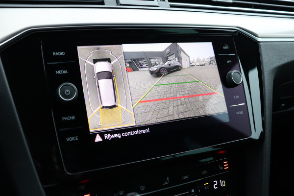 Volkswagen Passat Variant 1.4 TSI PHEV GTE Massage Trekhaak 360 LED