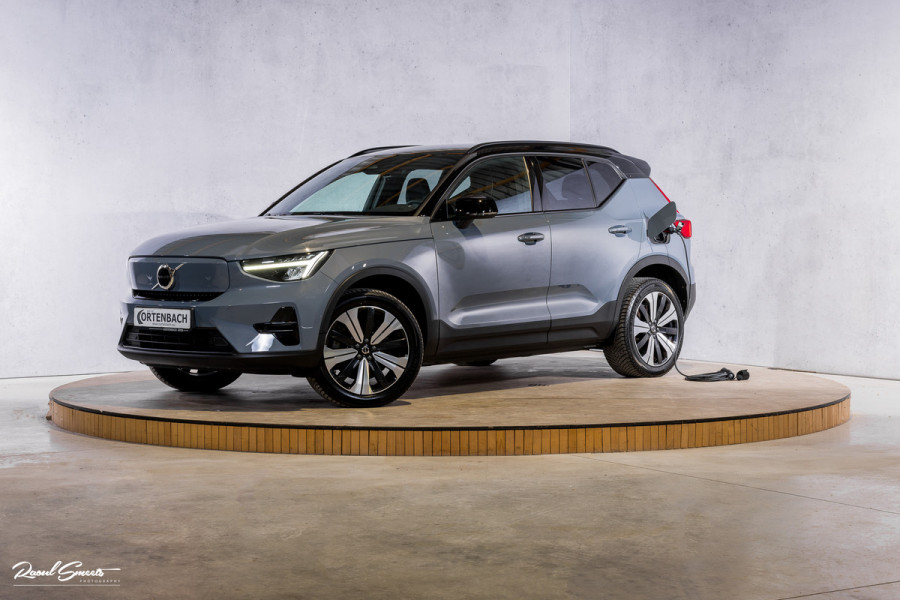 Volvo XC40 Recharge Plus | Adaptieve cruise | Blis | 19 Inch | Full LED |