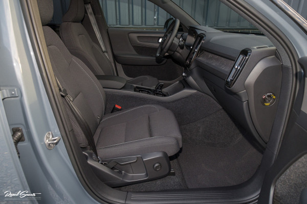 Volvo XC40 Recharge Plus | Adaptieve cruise | Blis | 19 Inch | Full LED |