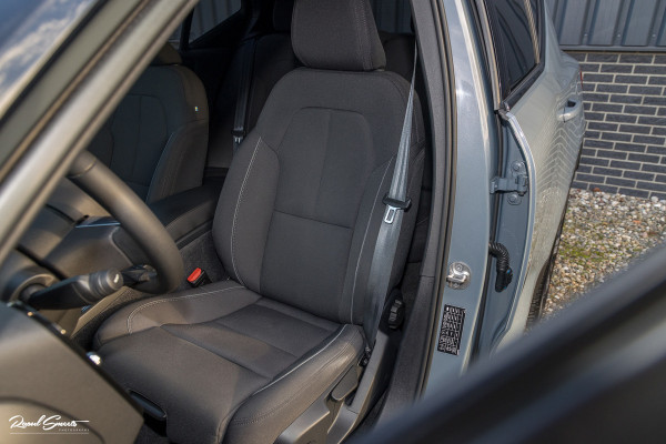 Volvo XC40 Recharge Plus | Adaptieve cruise | Blis | 19 Inch | Full LED |