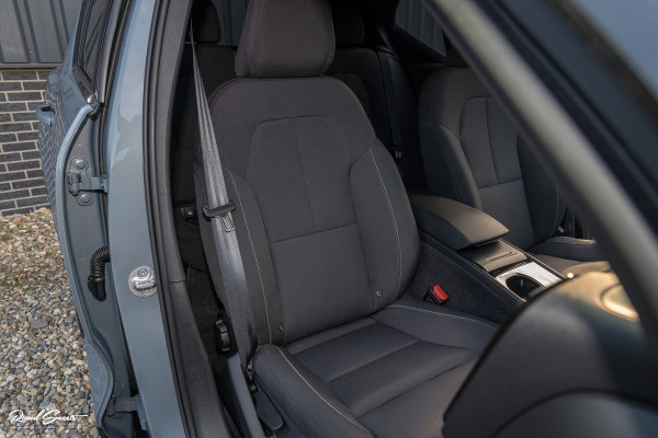 Volvo XC40 Recharge Plus | Adaptieve cruise | Blis | 19 Inch | Full LED |