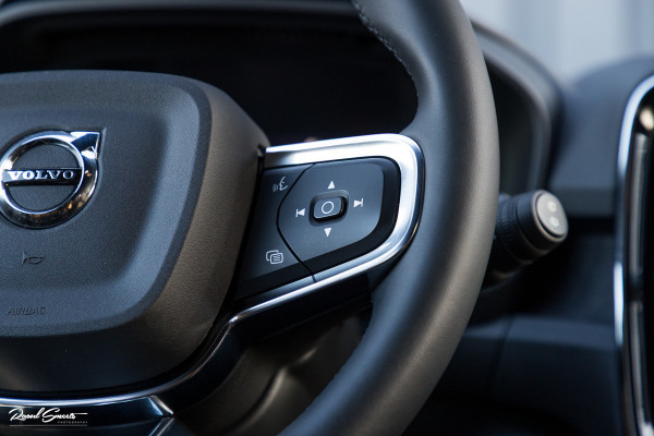 Volvo XC40 Recharge Plus | Adaptieve cruise | Blis | 19 Inch | Full LED |