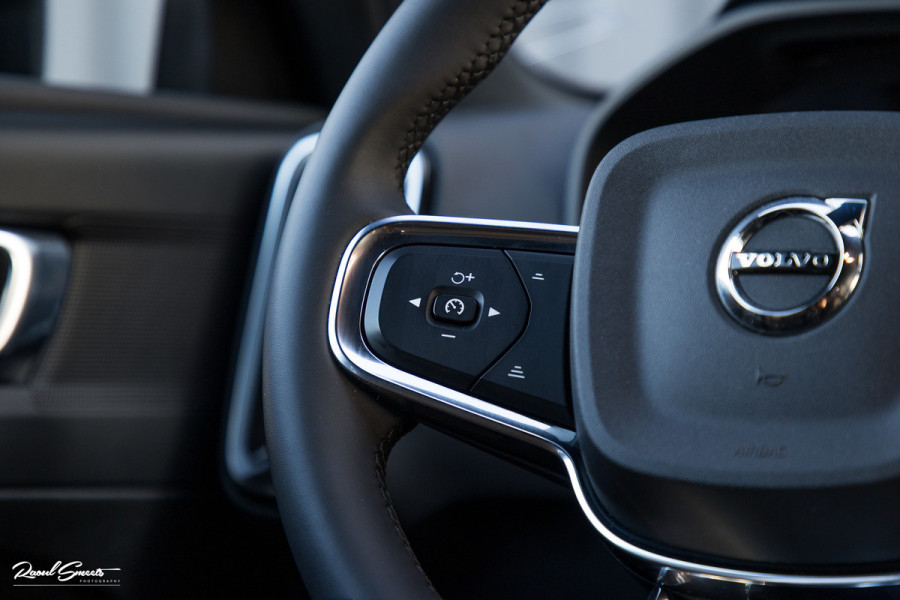 Volvo XC40 Recharge Plus | Adaptieve cruise | Blis | 19 Inch | Full LED |