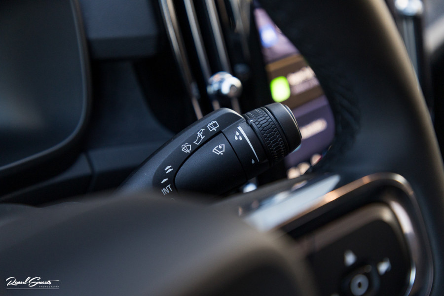 Volvo XC40 Recharge Plus | Adaptieve cruise | Blis | 19 Inch | Full LED |