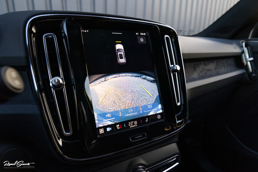 Volvo XC40 Recharge Plus | Adaptieve cruise | Blis | 19 Inch | Full LED |