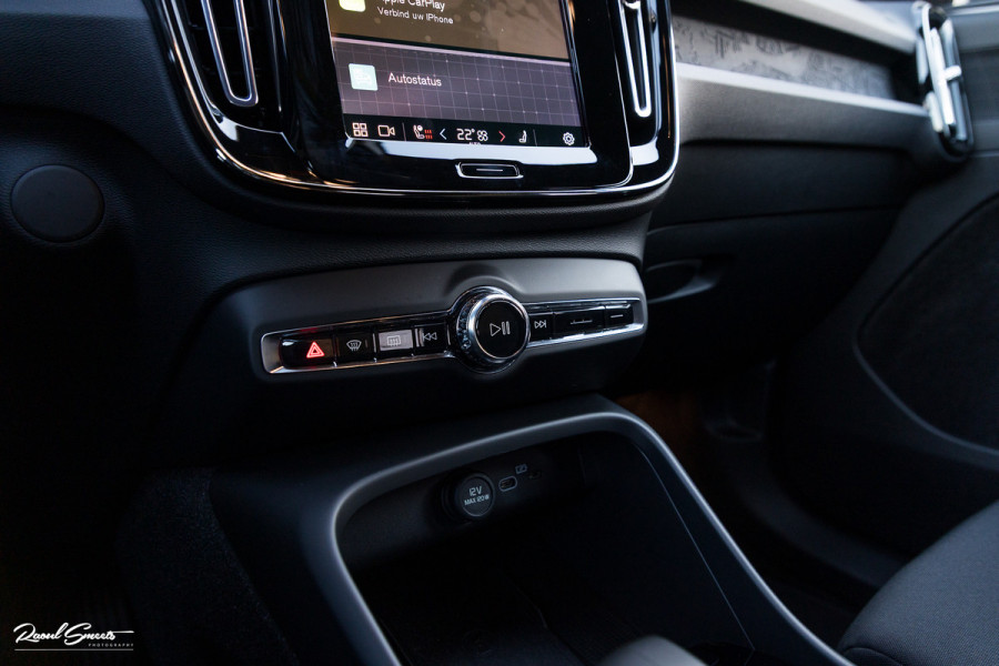 Volvo XC40 Recharge Plus | Adaptieve cruise | Blis | 19 Inch | Full LED |