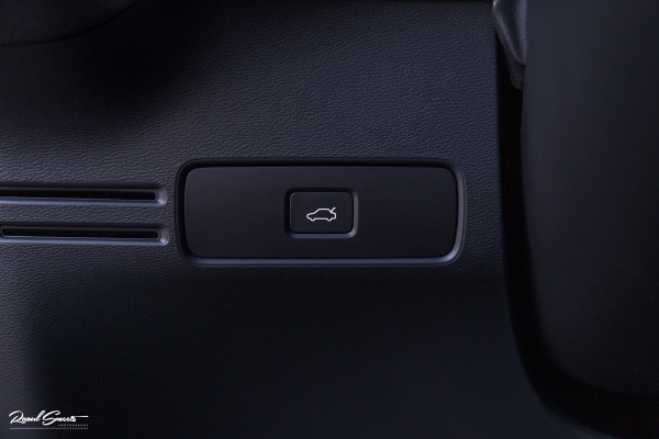 Volvo XC40 Recharge Plus | Adaptieve cruise | Blis | 19 Inch | Full LED |