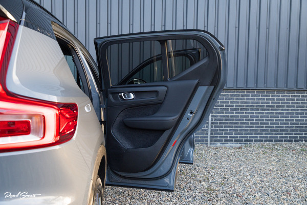 Volvo XC40 Recharge Plus | Adaptieve cruise | Blis | 19 Inch | Full LED |