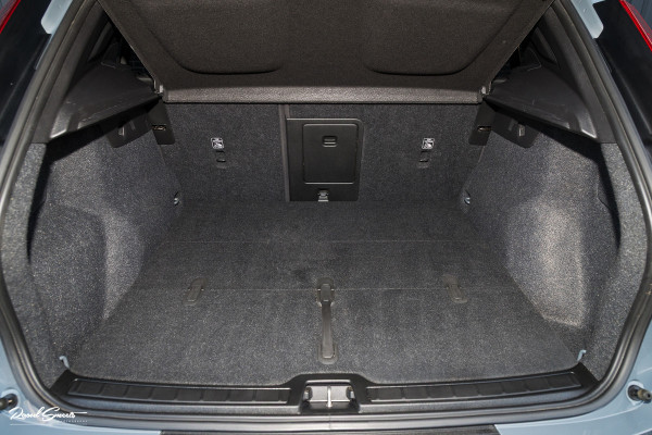 Volvo XC40 Recharge Plus | Adaptieve cruise | Blis | 19 Inch | Full LED |