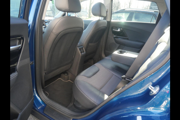 Kia Niro 1.6 GDi Hybrid Design Edition | Trekhaak | Schuif/kantel Dak | Stoel verwarming | 18''LM |