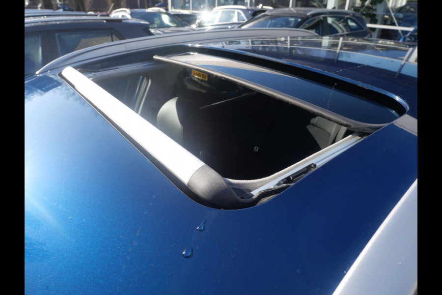 Kia Niro 1.6 GDi Hybrid Design Edition | Trekhaak | Schuif/kantel Dak | Stoel verwarming | 18''LM |