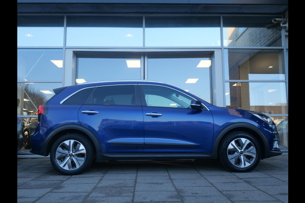 Kia e-Niro ExecutiveLine 64 kWh | SOH 96,8% | 3Fase | JBL | Stoel geheugen | Schuif/open dak |
