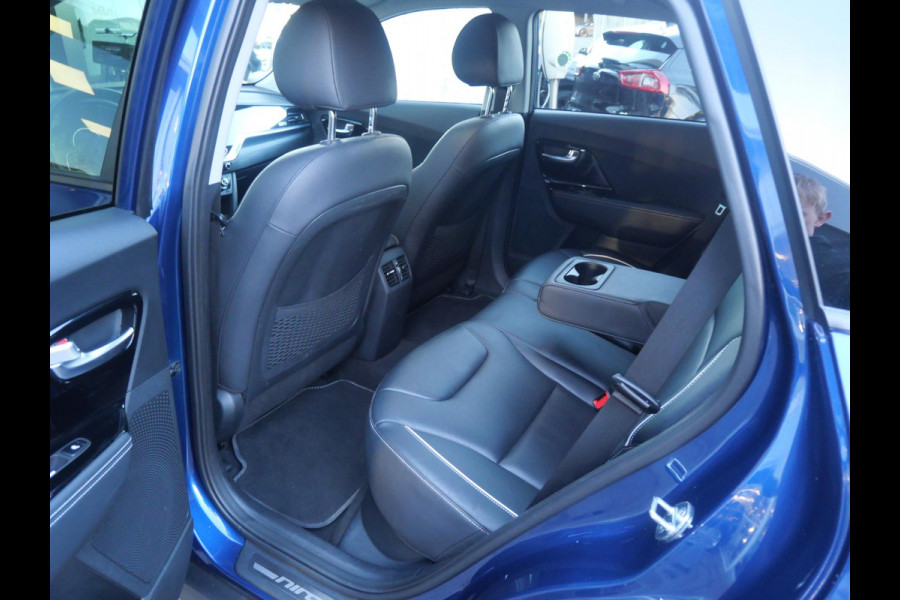 Kia e-Niro ExecutiveLine 64 kWh | SOH 96,8% | 3Fase | JBL | Stoel geheugen | Schuif/open dak |
