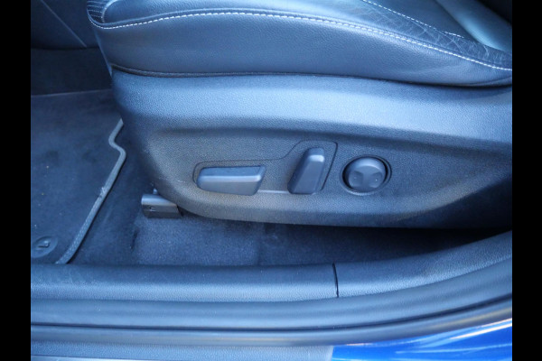 Kia e-Niro ExecutiveLine 64 kWh | SOH 96,8% | 3Fase | JBL | Stoel geheugen | Schuif/open dak |