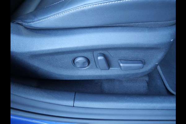 Kia e-Niro ExecutiveLine 64 kWh | SOH 96,8% | 3Fase | JBL | Stoel geheugen | Schuif/open dak |