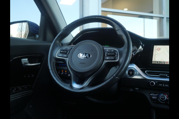 Kia e-Niro ExecutiveLine 64 kWh | SOH 96,8% | 3Fase | JBL | Stoel geheugen | Schuif/open dak |