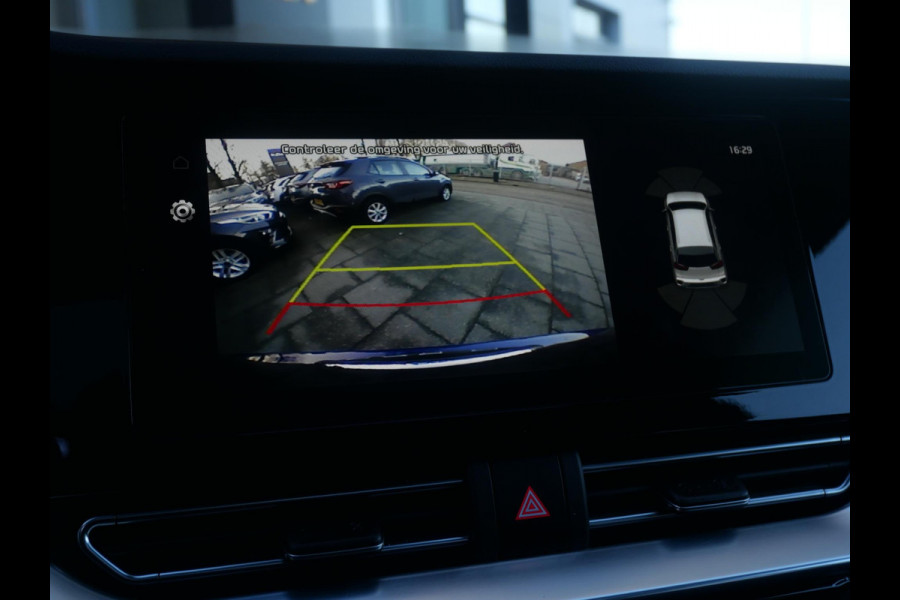 Kia e-Niro ExecutiveLine 64 kWh | SOH 96,8% | 3Fase | JBL | Stoel geheugen | Schuif/open dak |