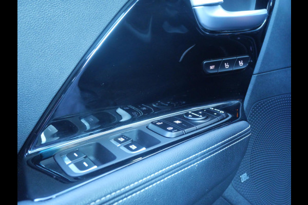 Kia e-Niro ExecutiveLine 64 kWh | SOH 96,8% | 3Fase | JBL | Stoel geheugen | Schuif/open dak |