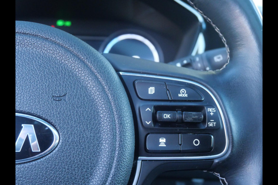 Kia e-Niro ExecutiveLine 64 kWh | SOH 96,8% | 3Fase | JBL | Stoel geheugen | Schuif/open dak |