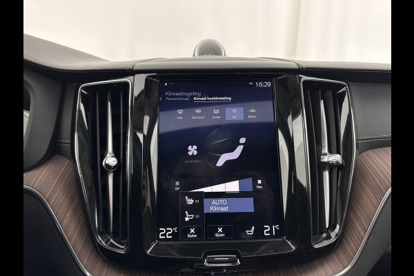 Volvo XC60 2.0 T8 Twin Engine AWD Inscription ( Plug-in ) *PANO | LEATHER | FULL-LED | BOWERS/WILKINS | MEMORY-PACK | HEATED-COMFORTSEATS | LANE-ASSIST | BLINDSPOT | DAB+ | CAMERA | NAVI-FULLMAP | DIGI-COCKPIT | TOWBAR | 20"ALU*