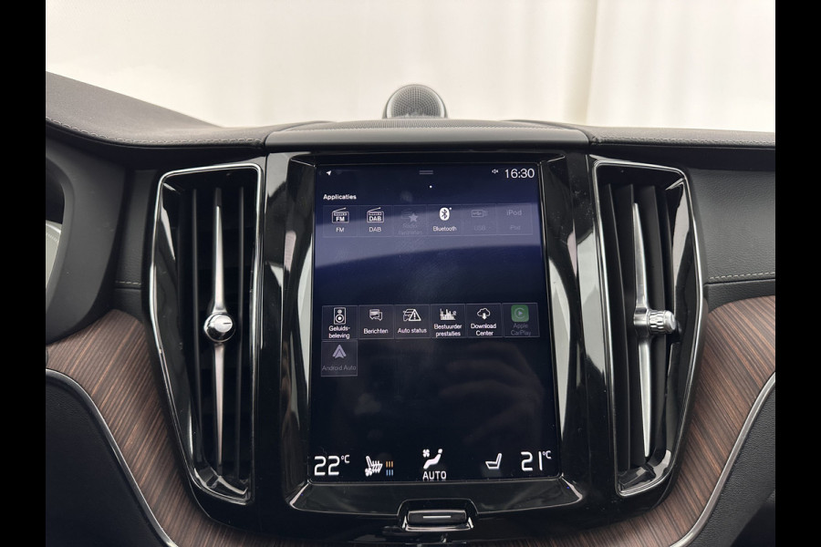 Volvo XC60 2.0 T8 Twin Engine AWD Inscription ( Plug-in ) *PANO | LEATHER | FULL-LED | BOWERS/WILKINS | MEMORY-PACK | HEATED-COMFORTSEATS | LANE-ASSIST | BLINDSPOT | DAB+ | CAMERA | NAVI-FULLMAP | DIGI-COCKPIT | TOWBAR | 20"ALU*