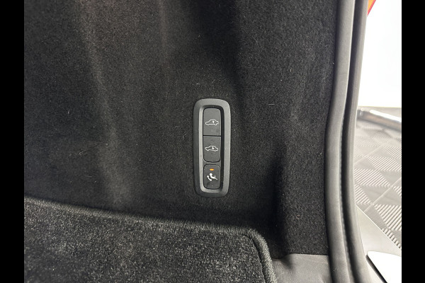 Volvo XC60 2.0 T8 Twin Engine AWD Inscription ( Plug-in ) *PANO | LEATHER | FULL-LED | BOWERS/WILKINS | MEMORY-PACK | HEATED-COMFORTSEATS | LANE-ASSIST | BLINDSPOT | DAB+ | CAMERA | NAVI-FULLMAP | DIGI-COCKPIT | TOWBAR | 20"ALU*