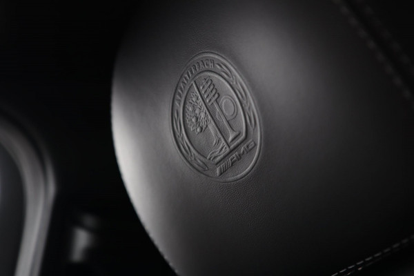 Mercedes-Benz E-Klasse AMG 63 S 4MATIC+ / PANO / 360 / 2X MEMORY / BURMESTER / LUCHTVERING