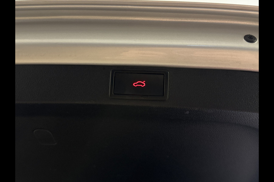 Škoda Octavia Combi TSI iV PHEV 204PK DSG HYBRID BUSINESS STYLE+ CAMERA/NAVI/HEAD-UP