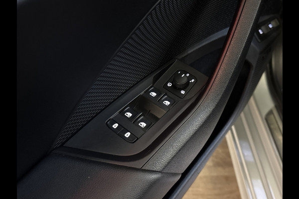 Škoda Octavia Combi TSI iV PHEV 204PK DSG HYBRID BUSINESS STYLE+ CAMERA/NAVI/HEAD-UP