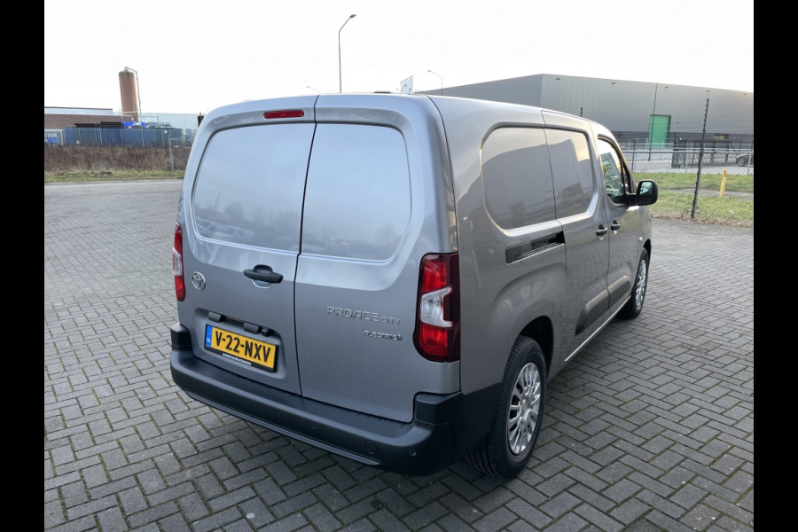 Toyota PROACE CITY Electric 50 kWh 3-zits | CarPlay | camera