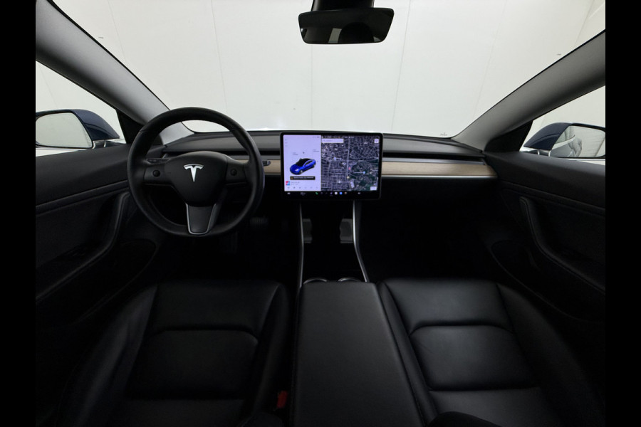 Tesla Model 3 Long Range AWD 75kWh Lmv 19" AutoPilot Leder Panoramadak Adaptive-Cruise Camera's Elektr.-Stuur+Stoelen+Spiegels+Geheugen+Easy-E Navi LED DAB Voorverwarmen interieur Keyless One-Pedal-Drive 4WD Origineel Nederlandse Auto Fabrieksgarantie op Accu en Motor tot 10-09-2027/192.00km