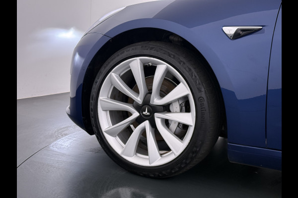 Tesla Model 3 Long Range AWD 75kWh Lmv 19" AutoPilot Leder Panoramadak Adaptive-Cruise Camera's Elektr.-Stuur+Stoelen+Spiegels+Geheugen+Easy-E Navi LED DAB Voorverwarmen interieur Keyless One-Pedal-Drive 4WD Origineel Nederlandse Auto Fabrieksgarantie op Accu en Motor tot 10-09-2027/192.00km