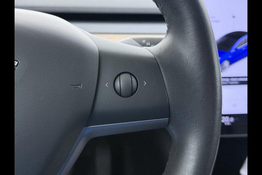 Tesla Model 3 Long Range AWD 75kWh Lmv 19" AutoPilot Leder Panoramadak Adaptive-Cruise Camera's Elektr.-Stuur+Stoelen+Spiegels+Geheugen+Easy-E Navi LED DAB Voorverwarmen interieur Keyless One-Pedal-Drive 4WD Origineel Nederlandse Auto Fabrieksgarantie op Accu en Motor tot 10-09-2027/192.00km
