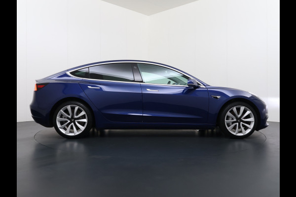 Tesla Model 3 Long Range AWD 75kWh Lmv 19" AutoPilot Leder Panoramadak Adaptive-Cruise Camera's Elektr.-Stuur+Stoelen+Spiegels+Geheugen+Easy-E Navi LED DAB Voorverwarmen interieur Keyless One-Pedal-Drive 4WD Origineel Nederlandse Auto Fabrieksgarantie op Accu en Motor tot 10-09-2027/192.00km