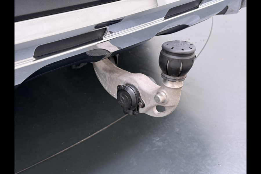 Mercedes-Benz GLC GLC 300 e 4M AMG Line | Achterasbesturing Luchtvering Trekhaak Burmester Distronic