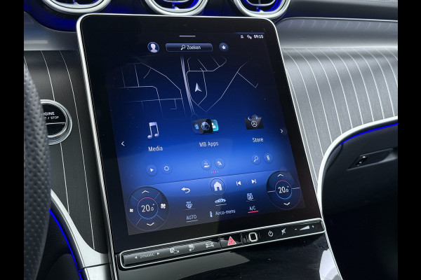 Mercedes-Benz GLC GLC 300 e 4M AMG Line | Achterasbesturing Luchtvering Trekhaak Burmester Distronic