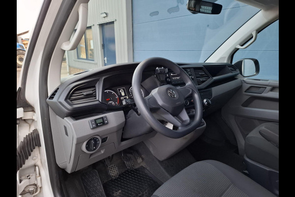 Volkswagen Transporter 2.0 TDI L2H1 30 Comfortline AIRCO / CRUISE CONTROLE / EURO 6