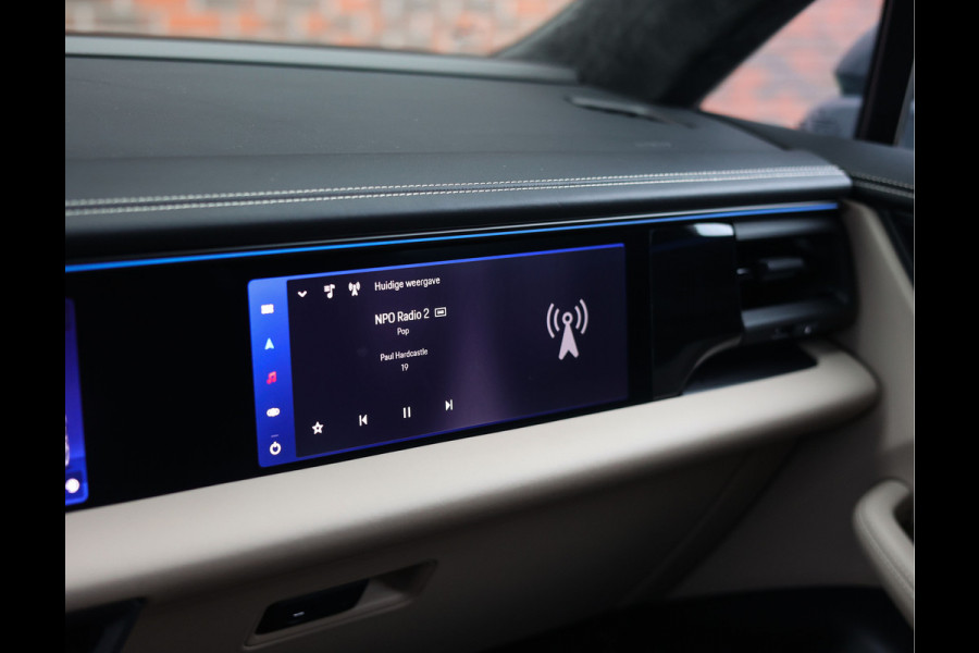 Porsche Macan Turbo 100 kWh | Sport Chrono - Pano - Pas. Display