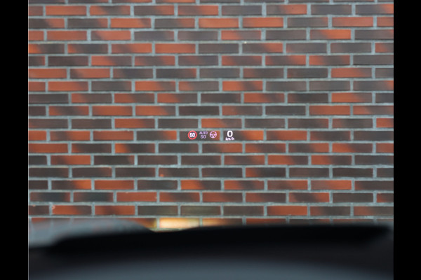 Porsche Macan Turbo 100 kWh | Sport Chrono - Pano - Pas. Display