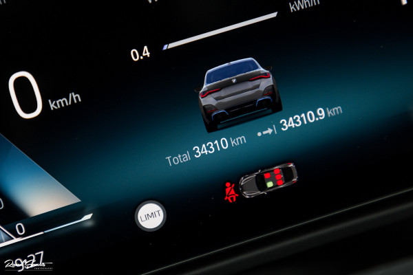 BMW i4 eDrive40 84 | M-sport | Brooklyn | Adaptive cruise | Open dak |