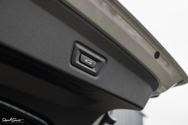 BMW i4 eDrive40 84 | M-sport | Brooklyn | Adaptive cruise | Open dak |